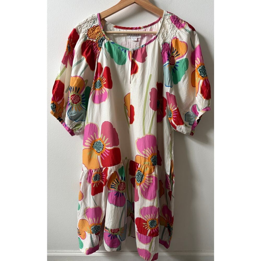 Velvet By Graham & Spencer Rachel Puff-sleeve floral dress size medium